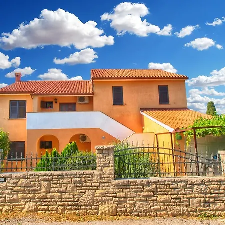 アパート Mato 1424