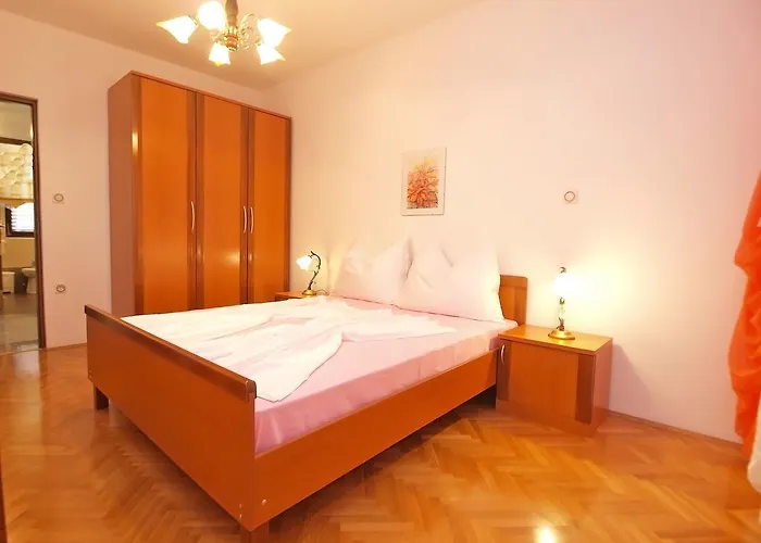 아파트 Mato 1424 *